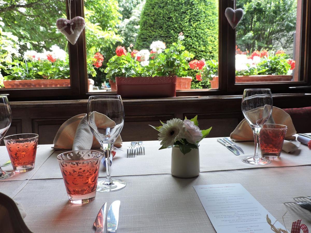 Hotel Restaurant Aux Sapins Thann Exterior photo
